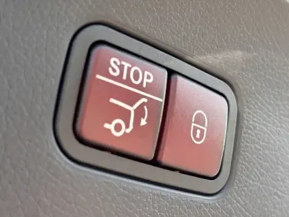 Photo 68 Mercedes Classe GLC Gén. II (C254) Ph1 AMG Line 5