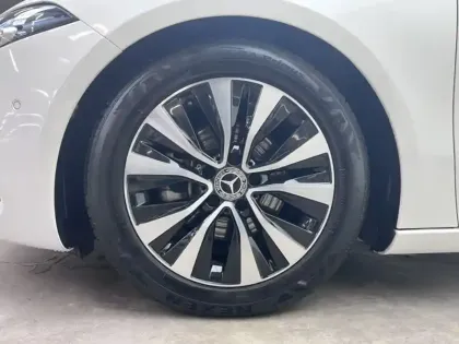 Photo 8 Mercedes Classe A Gén. IV (W177) Ph1 Style Line 5