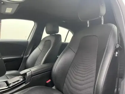 Photo 12 Mercedes Classe A Gén. IV (W177) Ph1 Style Line 5