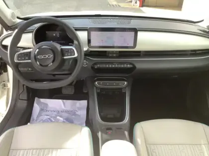 Photo 12 Fiat 600 Nouvelle T-Gen 3 1.2 Hybrid 110ch eDCT6 La Prima