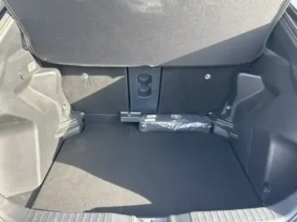 Photo 9 Toyota Yaris Hybride 1.5 HYBRID 116H GR SPORT Pack Techno Toit Pano