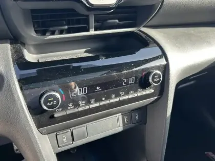 Photo 15 Toyota Yaris Hybride 1.5 HYBRID 116H GR SPORT Pack Techno Toit Pano