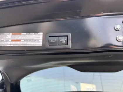 Photo 20 Toyota Yaris Hybride 1.5 HYBRID 116H GR SPORT Pack Techno Toit Pano