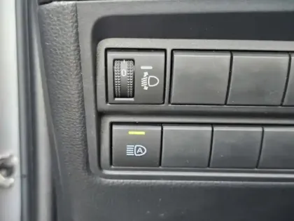 Photo 20 Toyota Yaris Hybride 1.5 HYBRID 116H DESIGN Cargo