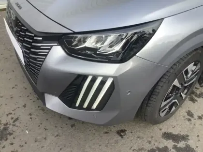 Photo 24 Peugeot 208 Nouvelle 100 S&S BVM6 Allure