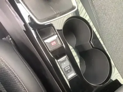 Photo 25 Peugeot 208 Nouvelle 100 S&S BVM6 Allure