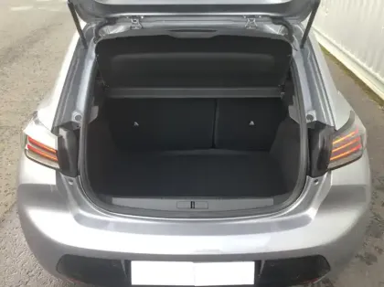 Photo 9 Peugeot 208 Nouvelle 100 S&S BVM6 Allure