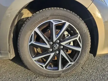 Photo 8 Toyota Yaris Hybride 116h Design