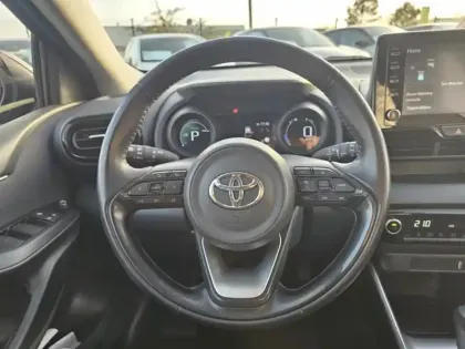 Photo 13 Toyota Yaris Hybride 116h Design