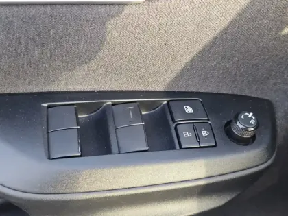 Photo 19 Toyota Yaris Hybride 116h Design