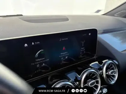 Photo 18 Mercedes GLA 200 d AMG Line