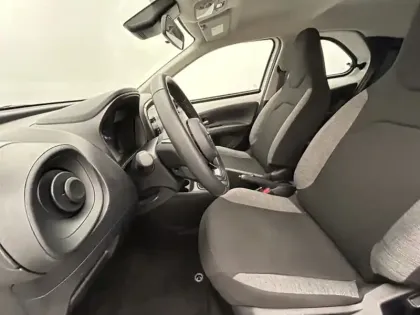 Photo 12 Toyota Aygo 1.0 VVT-i 72 Dynamic