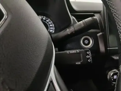 Photo 25 Renault Arkana mild hybrid 140 EDC FAP - 22 Evolution