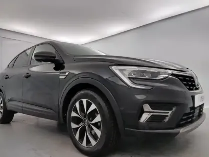 Photo 17 Renault Arkana mild hybrid 140 EDC FAP - 22 Evolution