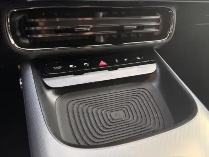 Photo 29 Mercedes CLA Coupe 200 AMG Line