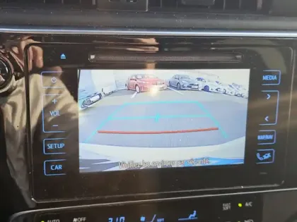 Photo 17 Toyota Auris Sports Touring 1.8 HYBRID 136h DESIGN