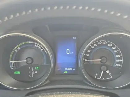 Photo 22 Toyota Auris Sports Touring 1.8 HYBRID 136h DESIGN