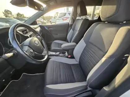 Photo 14 Toyota Auris Sports Touring 1.8 HYBRID 136h DESIGN