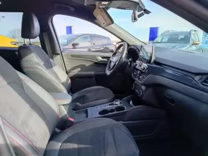 Photo 53 Ford Kuga Gén. III Ph1 ST-Line X 5