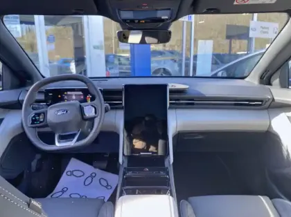 Photo 22 Ford Explorer Gén. IV Ph1 Pack Premium 5