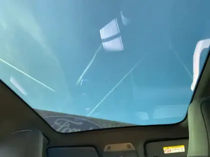 Photo 34 Ford Explorer Gén. IV Ph1 Pack Premium 5