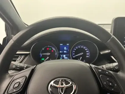 Photo 11 Toyota C-HR 1.8 Hybride 122 Design