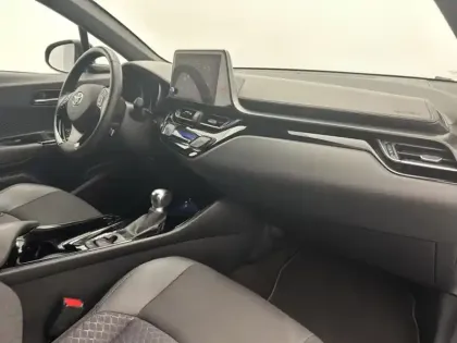 Photo 22 Toyota C-HR 1.8 Hybride 122 Design