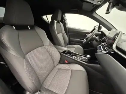 Photo 21 Toyota C-HR 1.8 Hybride 122 Design