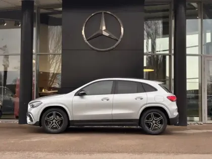 Photo 7 Mercedes GLA 200 d AMG Line