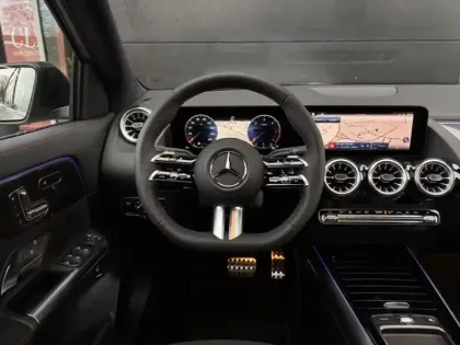 Photo 14 Mercedes GLA 200 d AMG Line