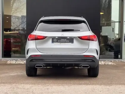 Photo 5 Mercedes GLA 200 d AMG Line