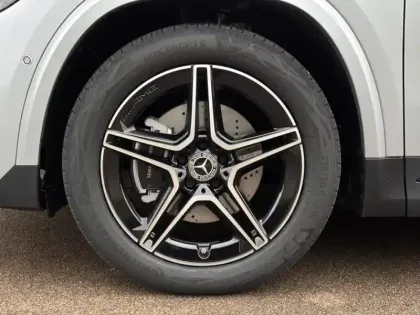 Photo 9 Mercedes GLA 200 d AMG Line