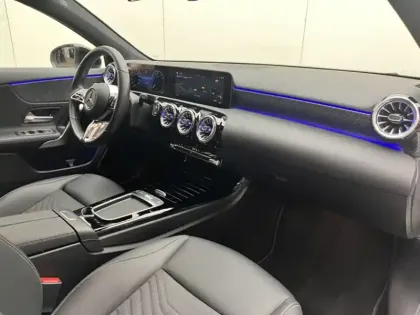 Photo 15 Mercedes Classe A 200 Progressive Line