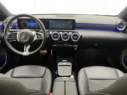 Photo 10 Mercedes Classe A 200 Progressive Line