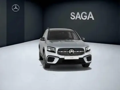 Photo 9 Mercedes GLB 200 d AMG Line