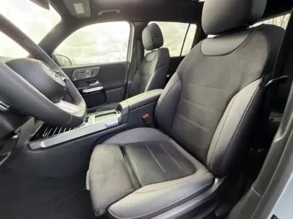 Photo 45 Mercedes GLB Gén. I (X247) Ph2 AMG Line 5