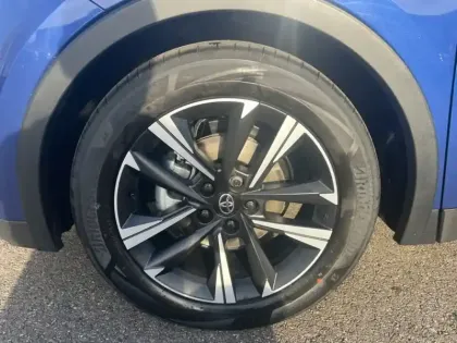 Photo 8 Toyota C-HR 1.8L 140 GRAPHIC MY26