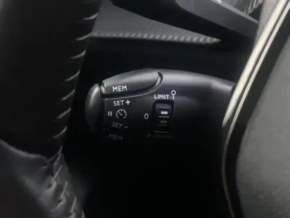 Photo 47 Peugeot 208 Gén. II Ph1 NG Active Pack 5