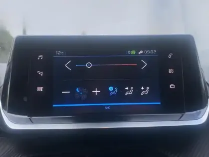 Photo 32 Peugeot 208 Gén. II Ph1 NG Active Pack 5