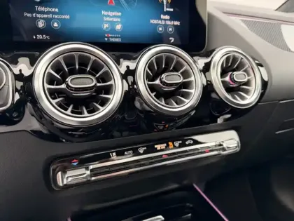 Photo 17 Mercedes Classe B 180 d AMG Line Edition