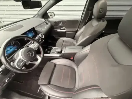 Photo 8 Mercedes Classe B 180 d AMG Line Edition