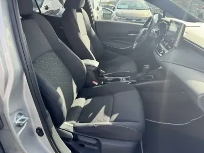 Photo 11 Toyota Corolla Hybride 122h Design