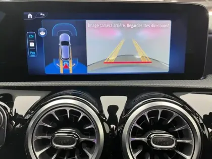 Photo 16 Mercedes Classe A 200 d AMG Line