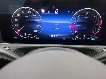 Photo 20 Mercedes Classe A 200 d AMG Line