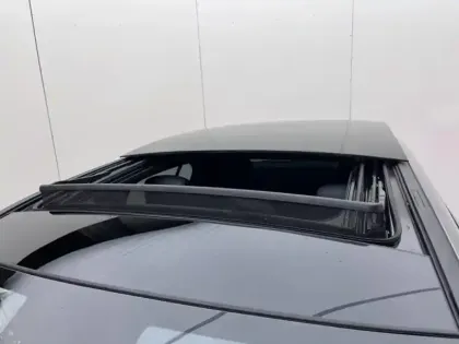 Photo 11 Mercedes Classe A 200 d AMG Line