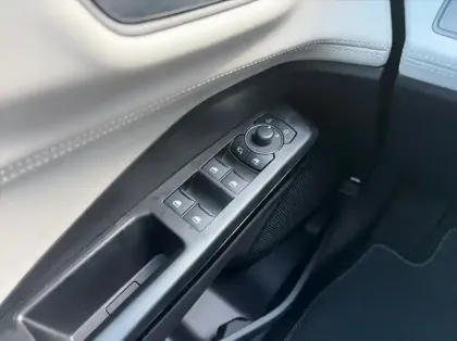 Photo 5 Ford Puma 1.0 EcoBoost Hybrid 125ch Sound Edition S&S Powershift