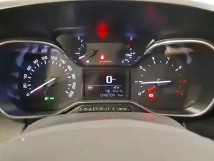 Photo 12 Citroën C3 Aircross  PureTech 110ch S&S Shine Pack