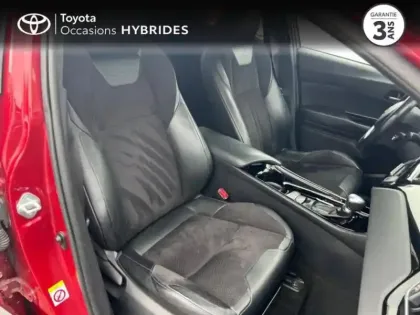 Photo 5 Toyota C-HR  122h Collection 2WD E-CVT RC18