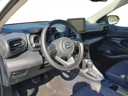 Photo 14 Toyota Yaris  116h Design 5p MY22