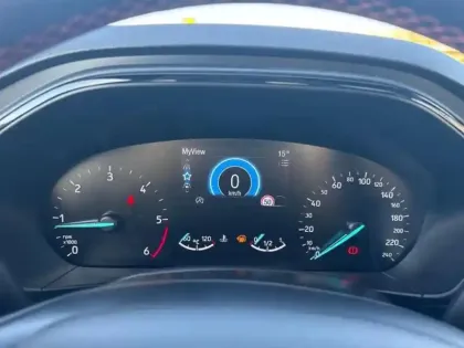 Photo 10 Ford Focus  2.0 EcoBlue 150ch ST-Line Business